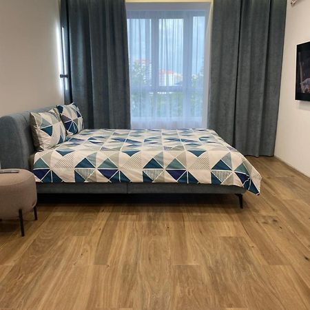Апартаменти В Районі Автовокзалу Поблизу Обласноі Лікарні Жк Great House Rivne Buitenkant foto